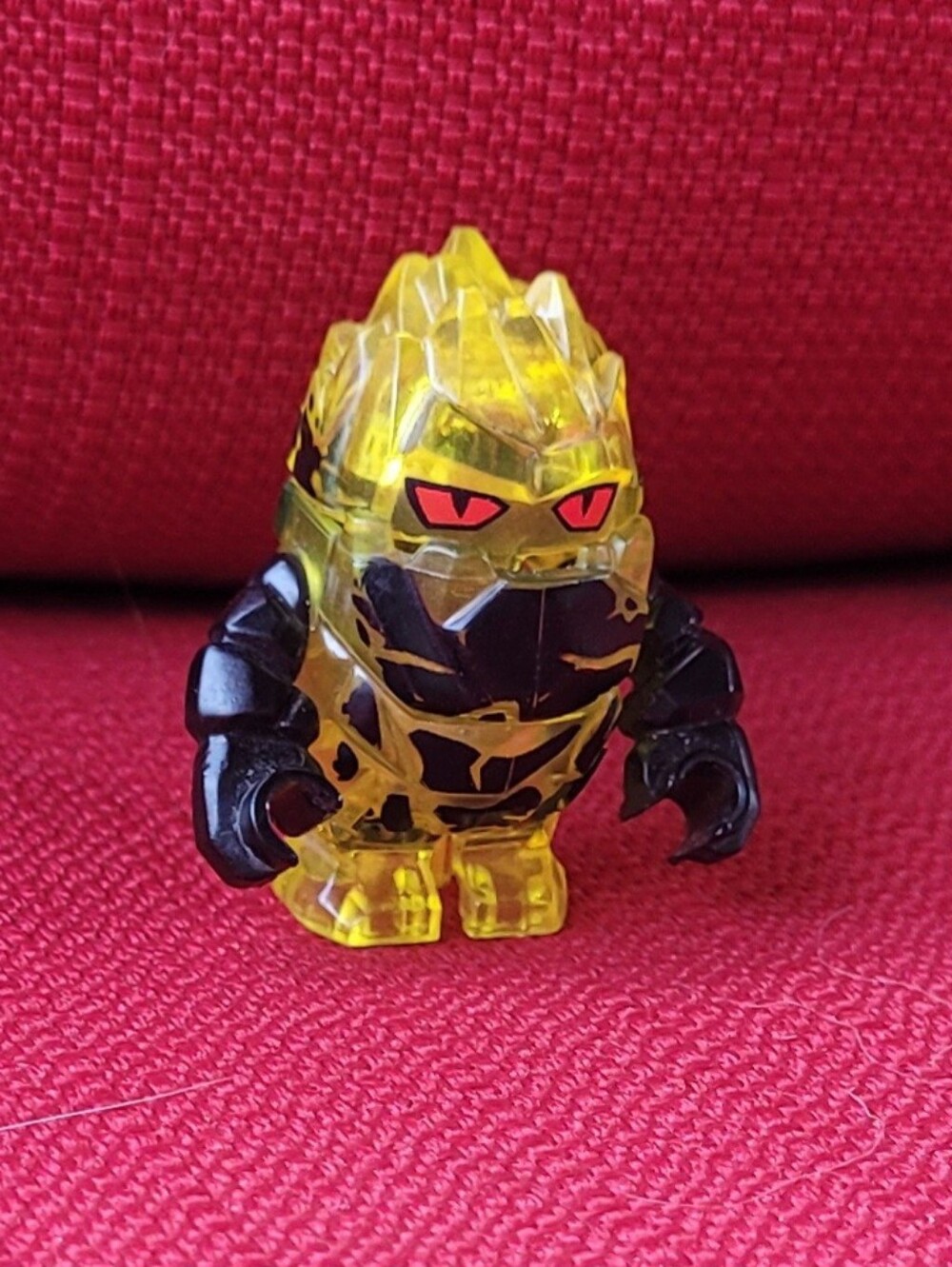 LEGO Power Miners Minifigure - Combustix (Trans-Yellow) Rock Lava Monster pm023